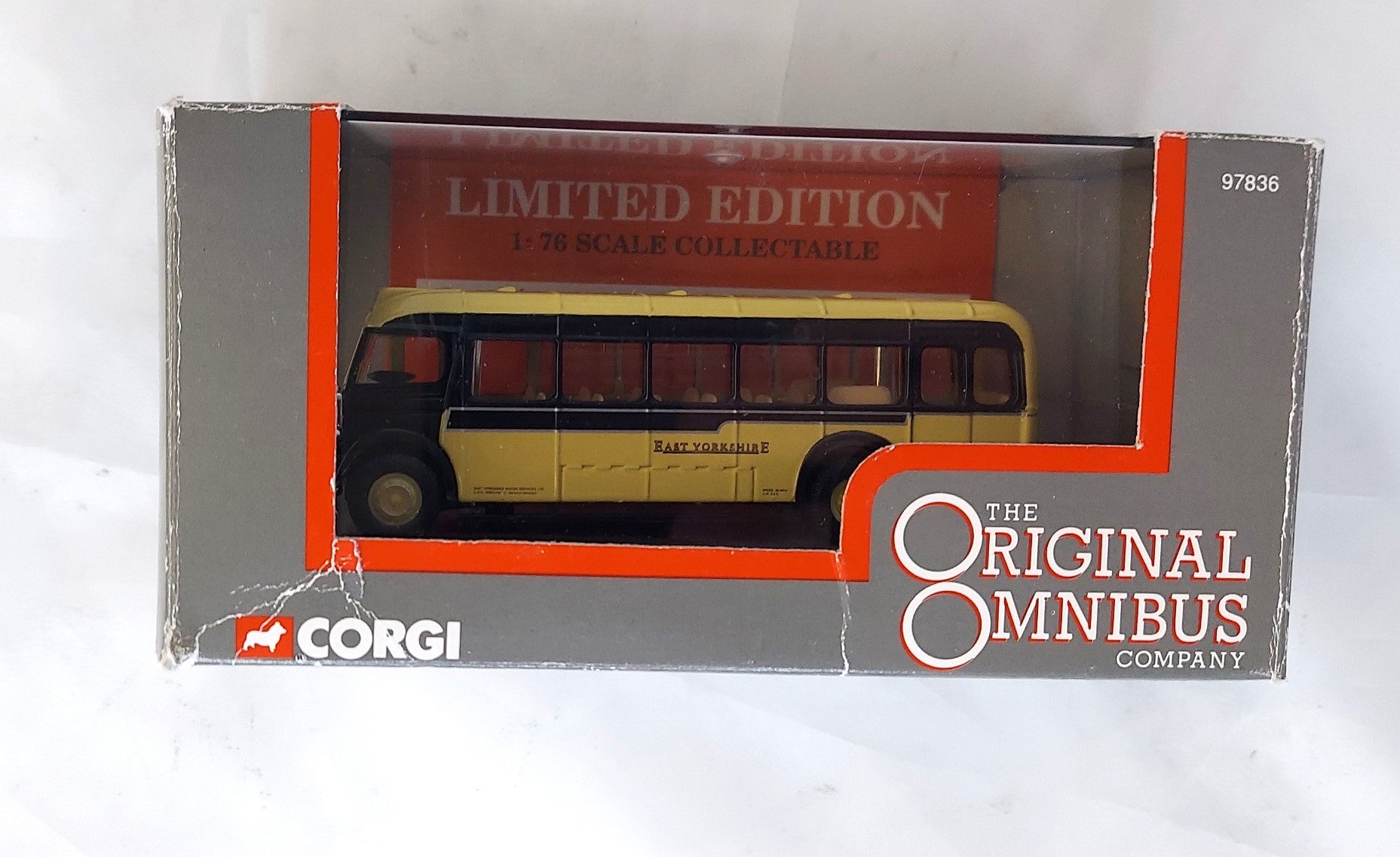 1995 Corgi Original Omnibus Leyland PS1 East Yorkshire Motor Services Bus 1:76