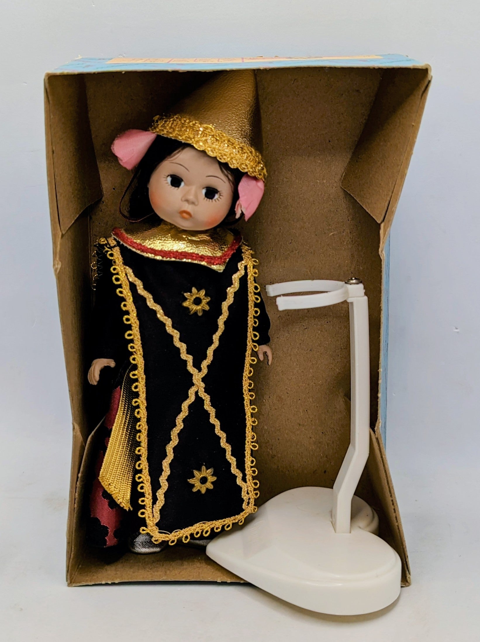 Vintage Madame Alexander Indonesia Girl Doll 579 8" image 2