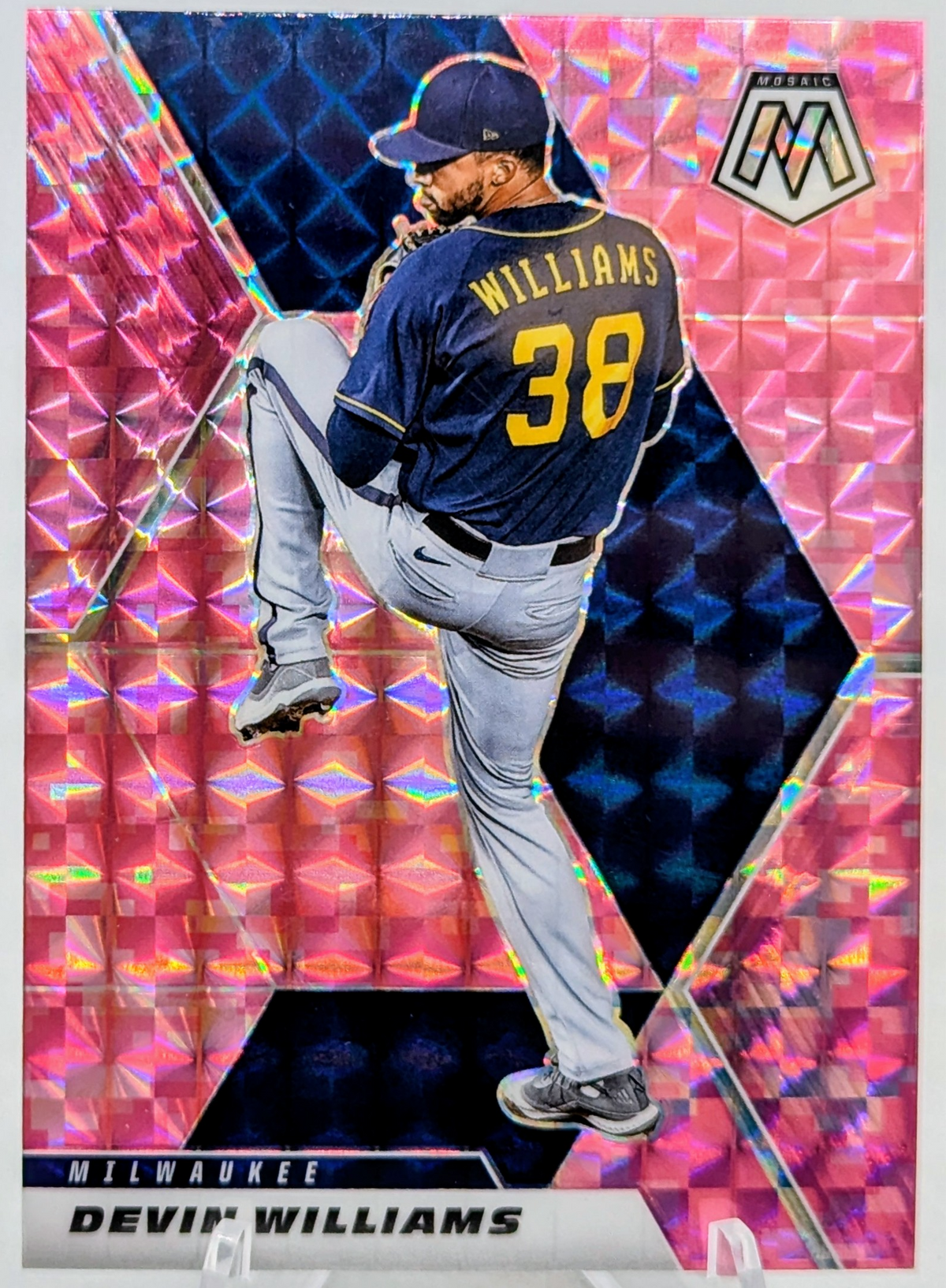 2021 Panini Mosaic Pink Prizm #194 Devin Williams Milwaukee Brewers