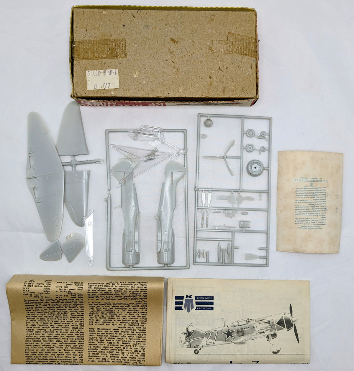 Vintage KP Lavockin La-7 Military Airplane Plastikovy Model Kit 1-72 Scale image 2