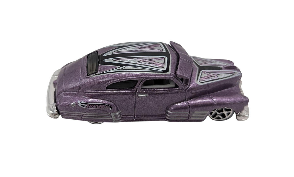 2003 Hot Wheels 2004 First Editions 1947 Chevy Fleetline Purple Diecast - Loose image 3