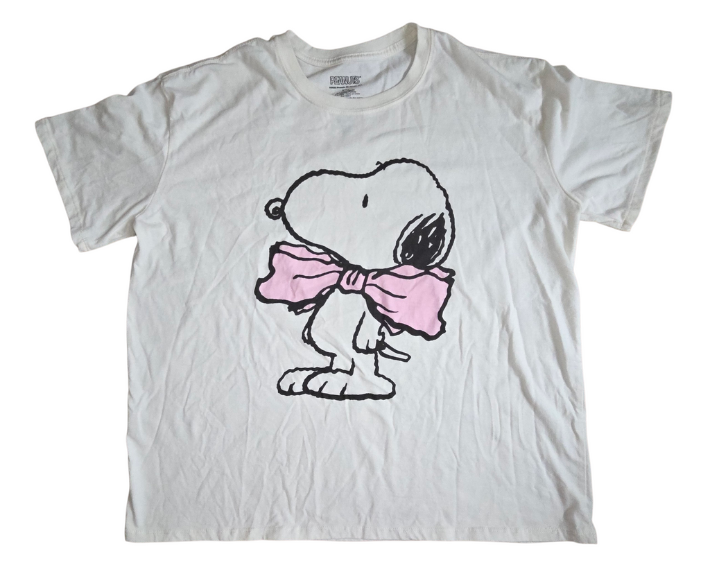 Peanuts Snoopy Big Pink Bowtie Womens White T-Shirt Size XXL