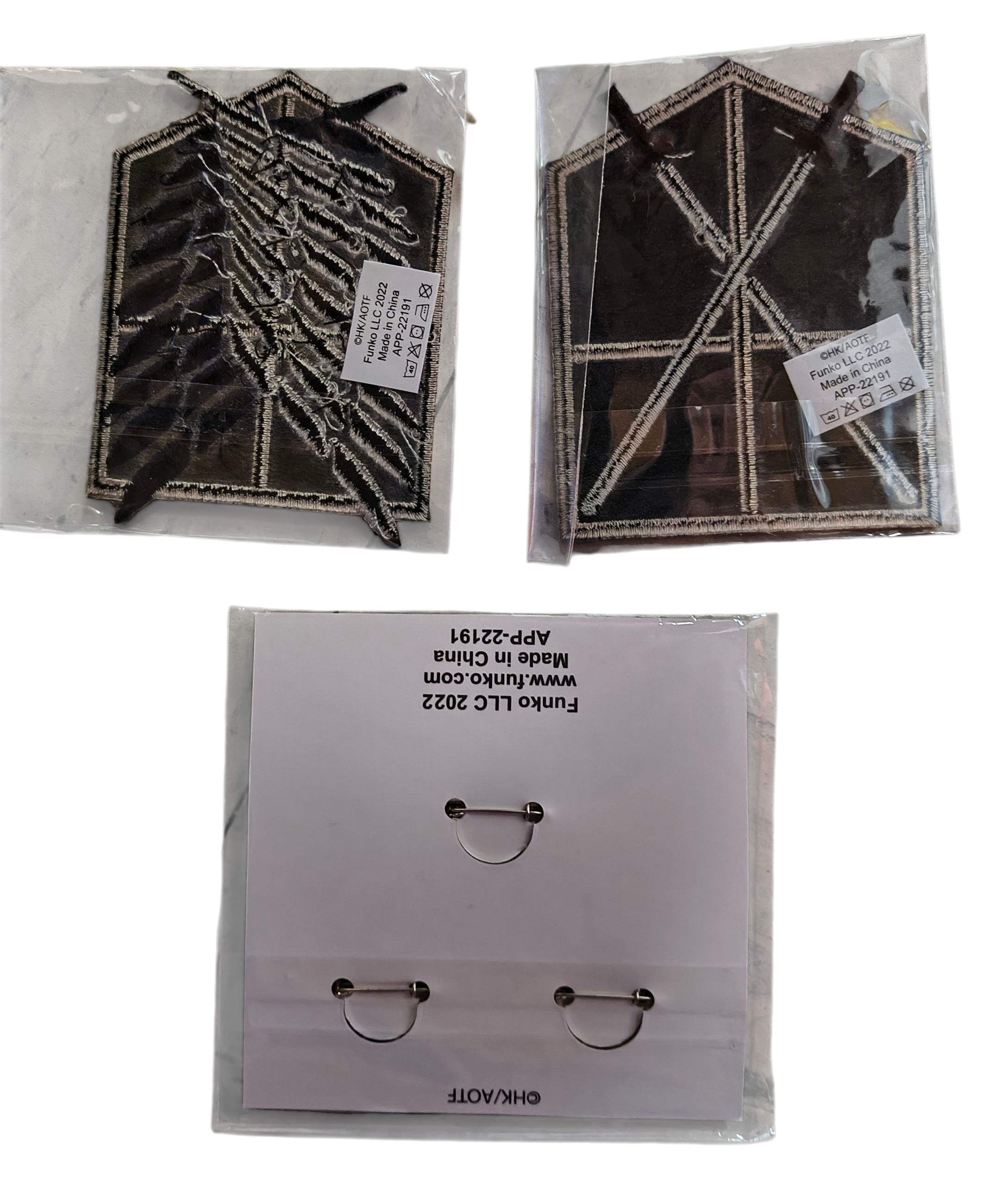 Gamestop Exclusive Funko Attack on Titan Patch And Mini Button Set image 2