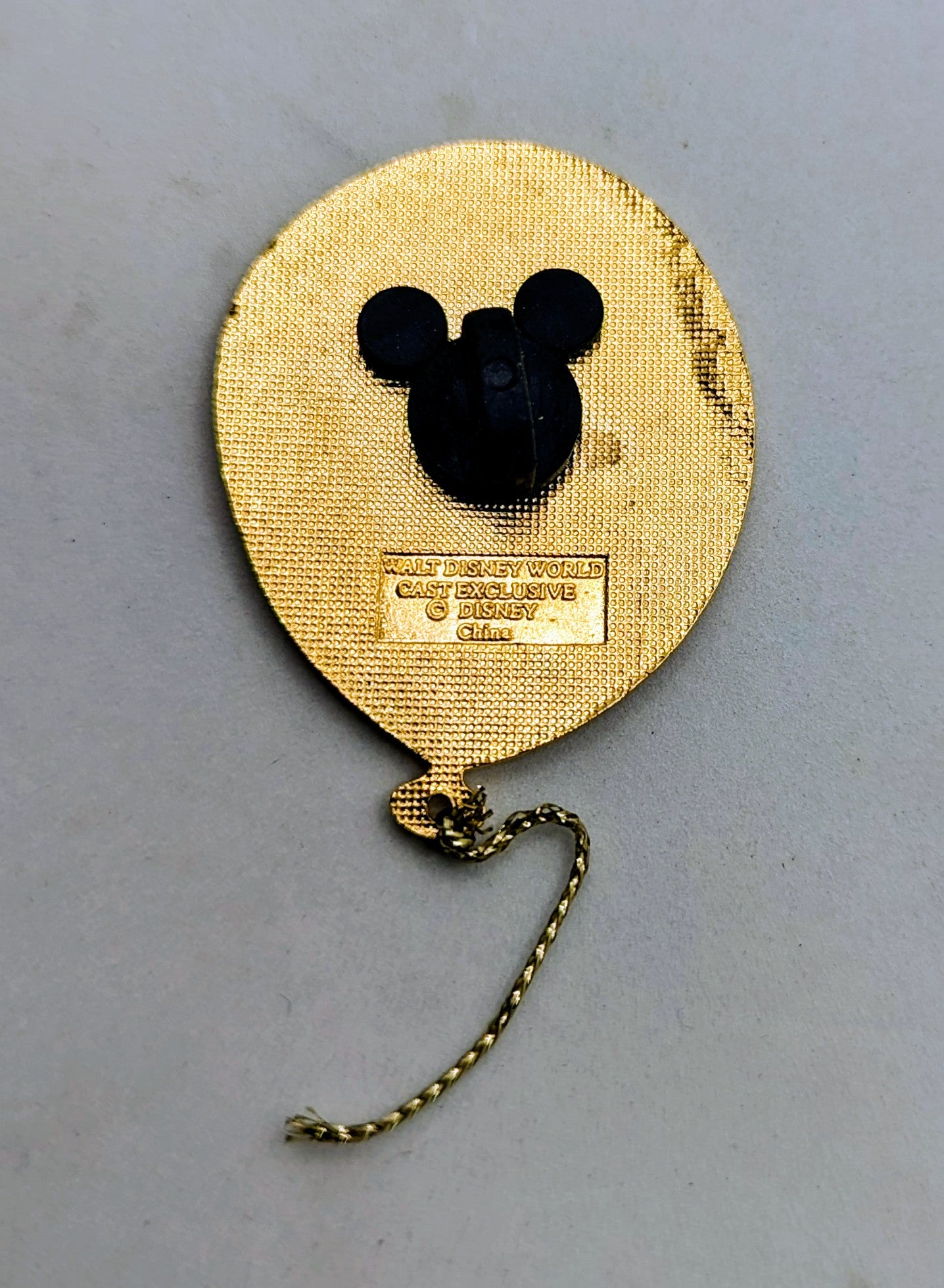 Walt Disney World Cast Exclusive Minnie Mouse Balloon Pin image 2