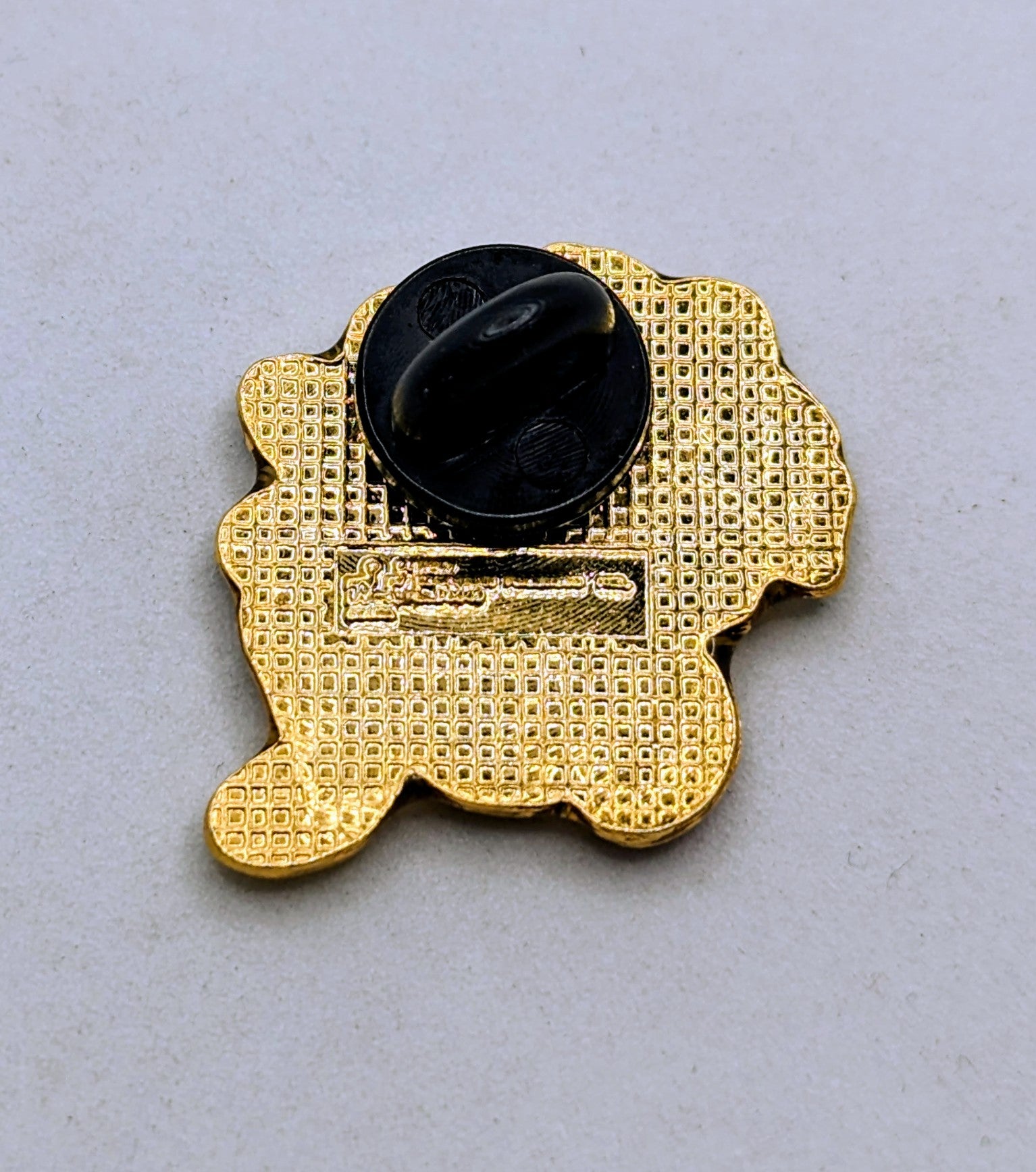 Vintage Mickey Mouse Kissing Minnie Mouse Hand Holding Flowers Lapel Pin image 2