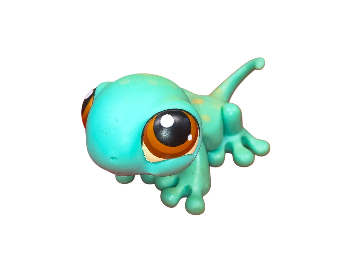 Hasbro LPS Littlest Pet Shop #111 Green Gecko Get Better Center