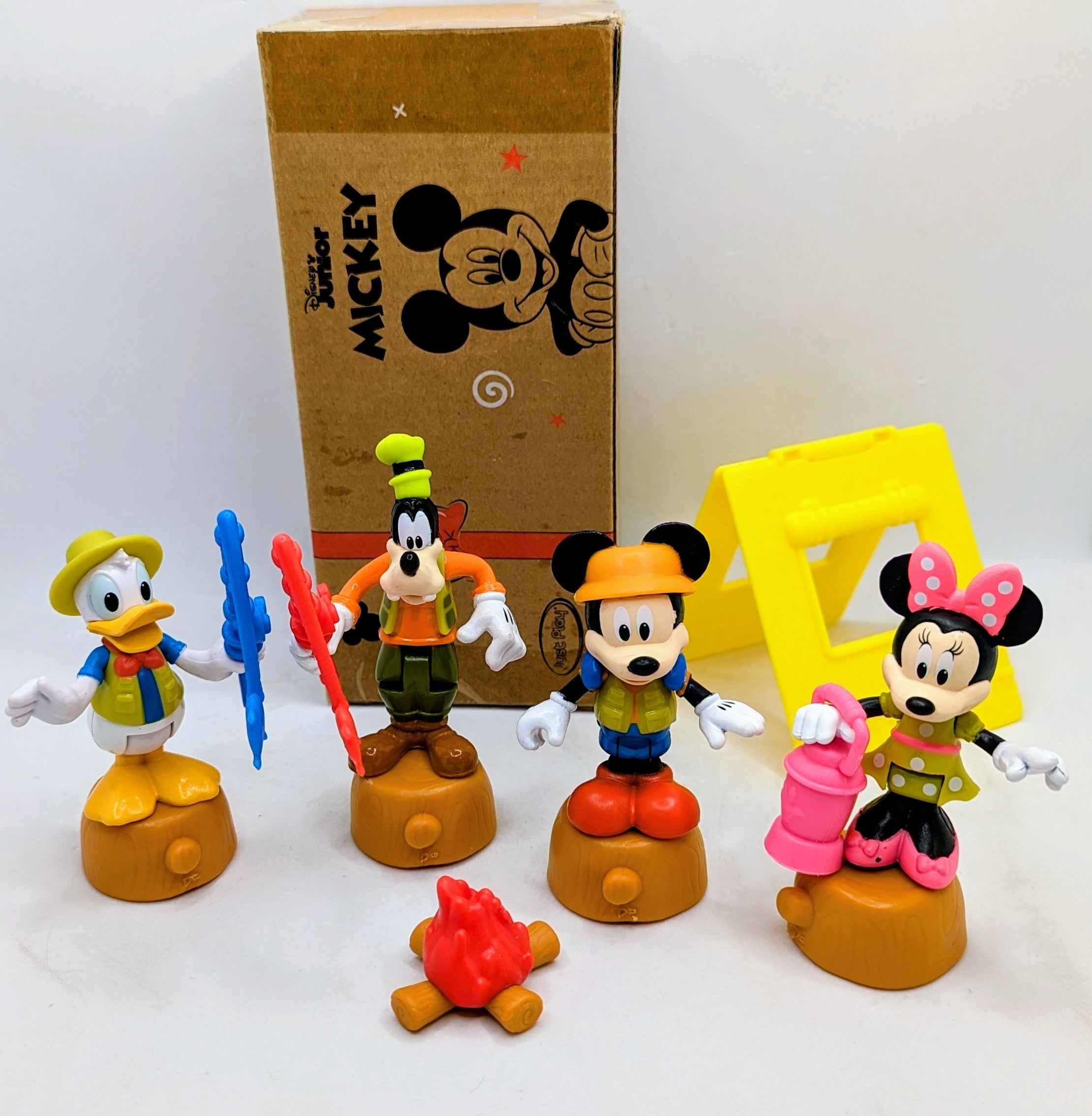 Just Play Disney Junior Mickey Mouse Funhouse Camping Figure Set