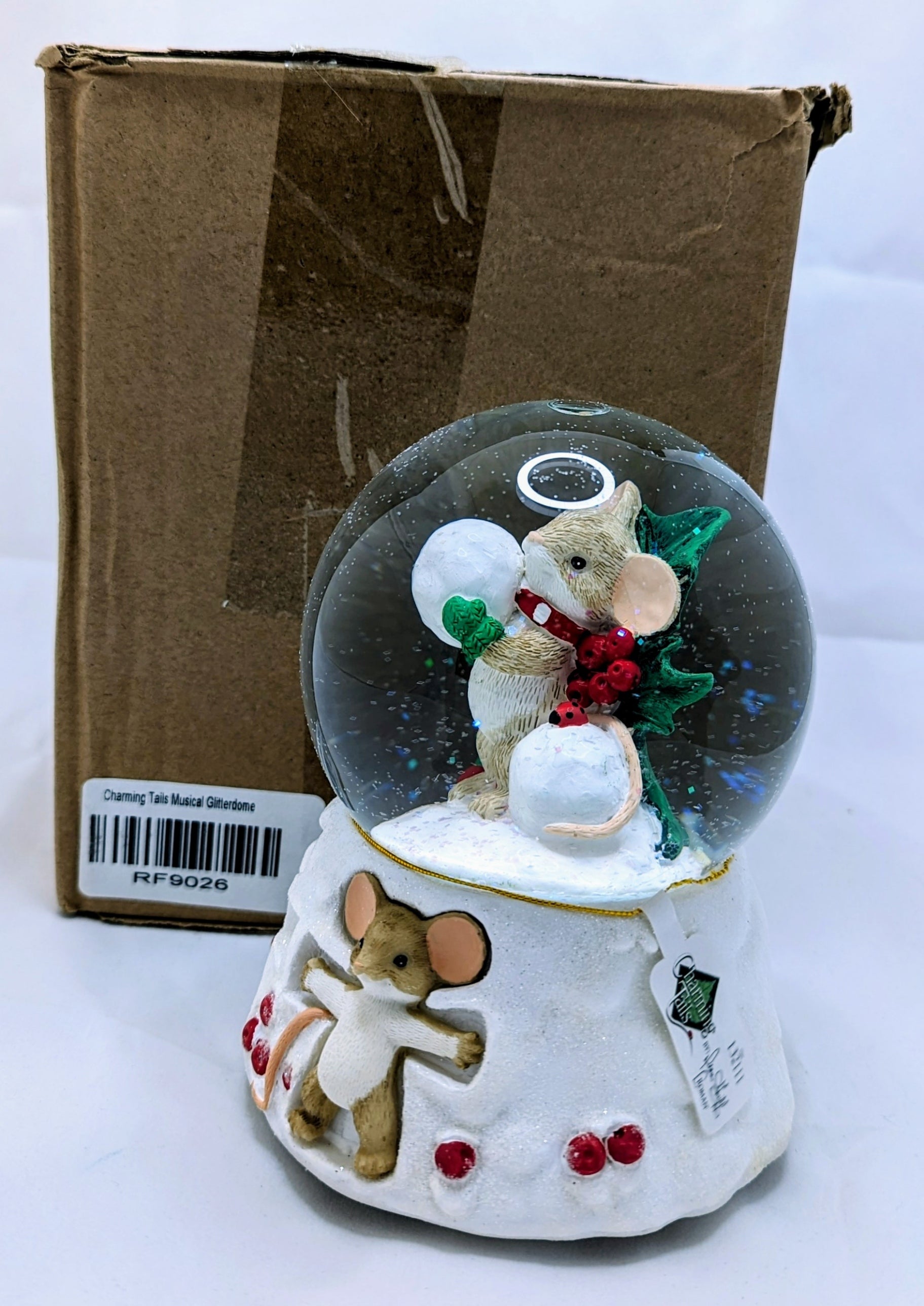Roman Charming Tails Snowy Fun for Everyone Musical Glitterdome 132111
