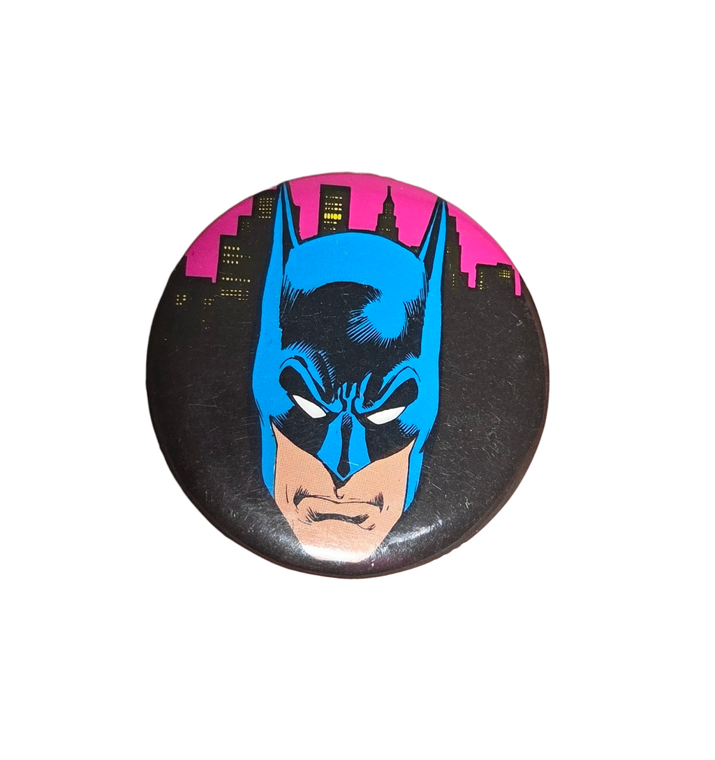 1983 DC Comics Batman Face Headshot Comic Round 2" Button Pin