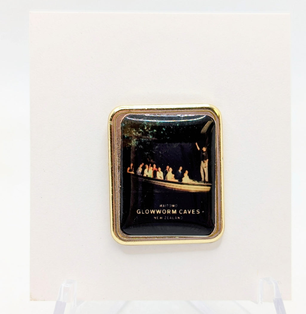 Perfection New Zealand Waitomo Glowworm Caves Souvenir Enamel Lapel Pin