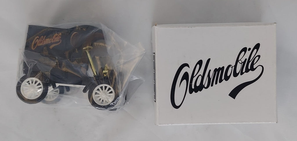 1997 ERTL 1903 Oldsmobile Light Delivery 100 Year Anniversary 2.5" Diecast