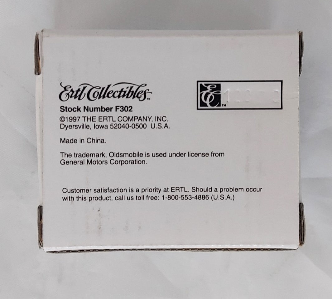 1997 ERTL 1903 Oldsmobile Light Delivery 100 Year Anniversary 2.5" Diecast image 3
