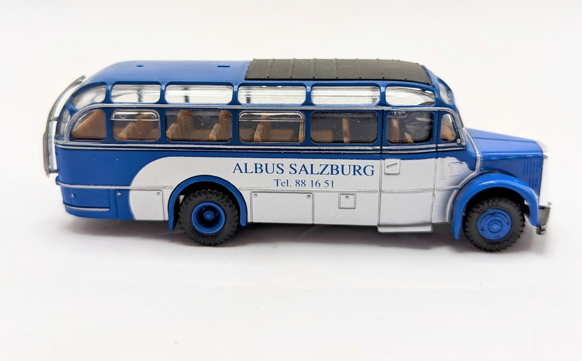 ROCO #1602 Saurer Komet Plastic Bus Albus Salzburg 1-87 HO image 3