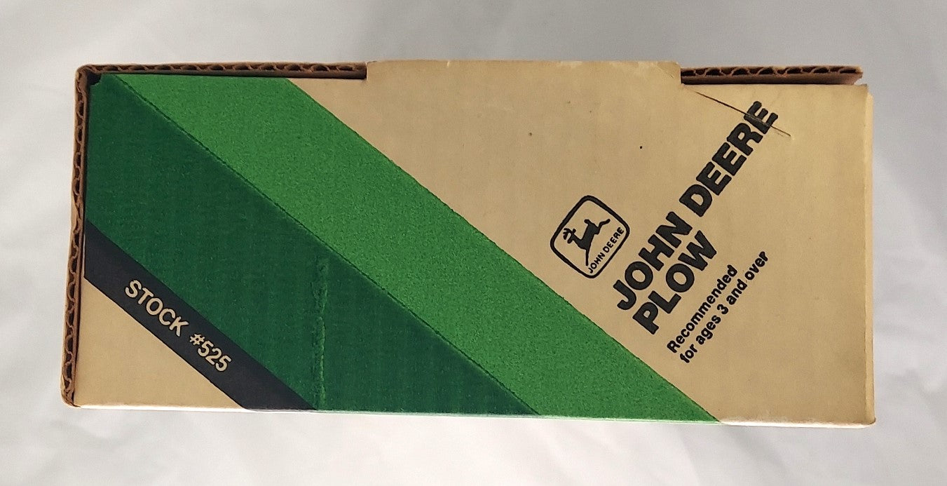 ERTL John Deere 3600 Semi-Mounted 6 Row Bottom Plow 1/16 image 3