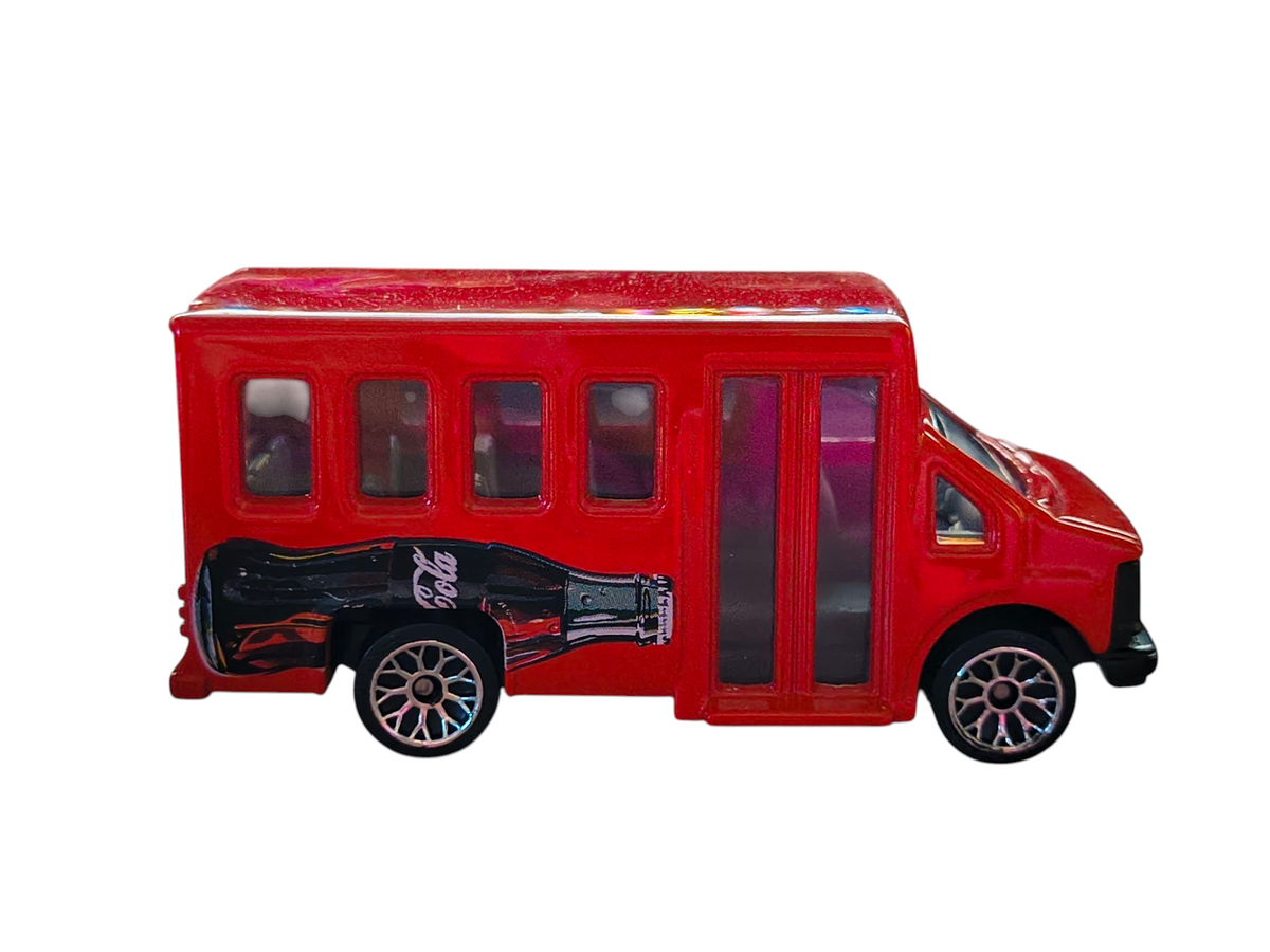2002 Matchbox International Coca Cola Chevy Transport Bus Red 1/64 image 2