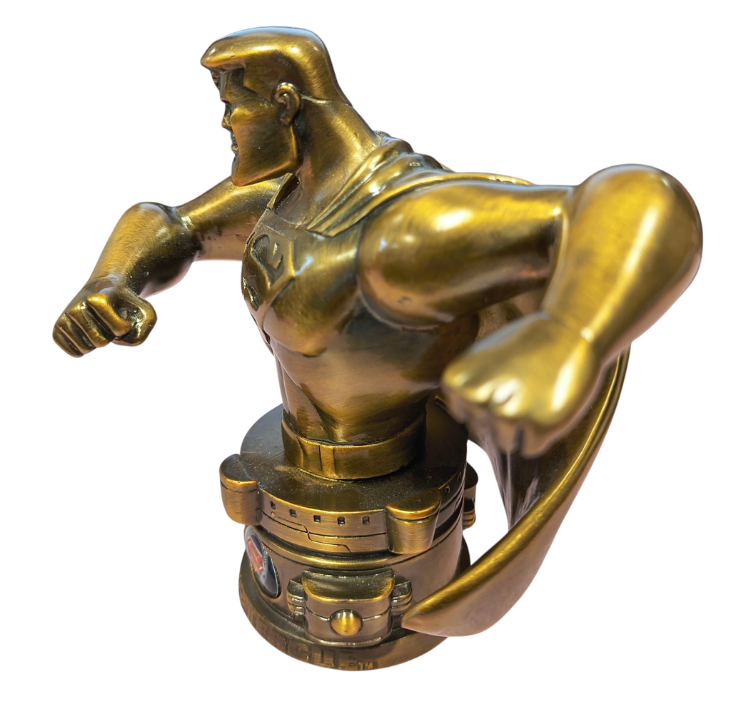 Monogram DC Justice League Gold Superman Paperweight Mini Bust SDCC Exclusive image 4