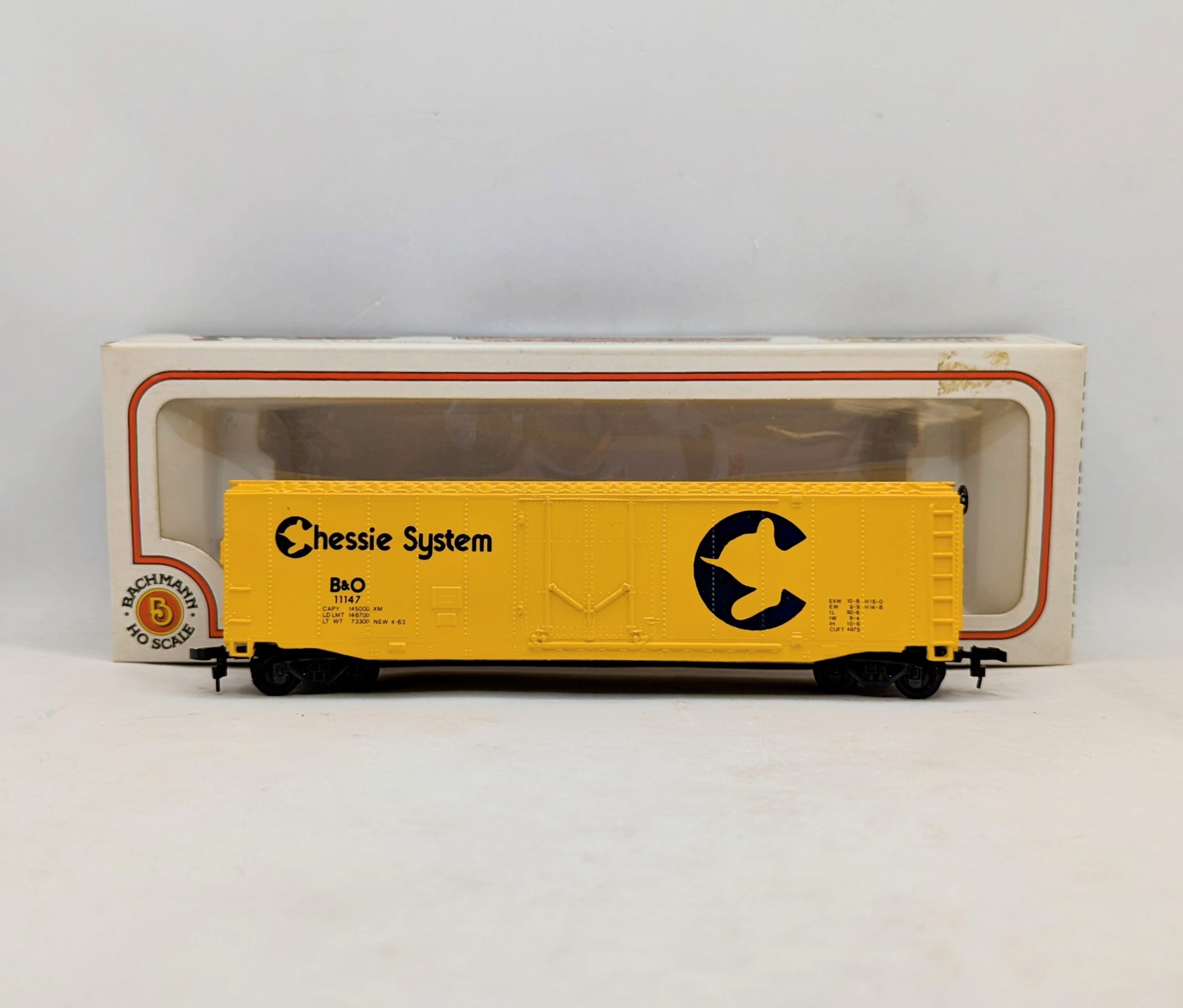 Bachmann Ho Scale Model Trains 51' Steel Plug Door Box Car Chessie