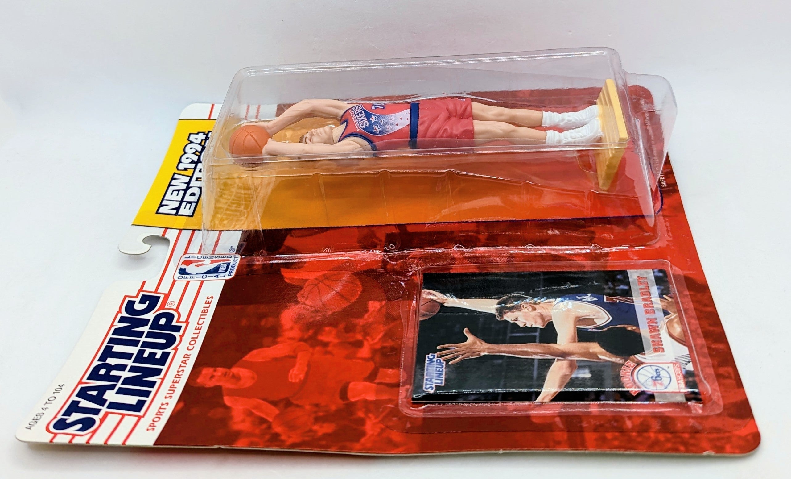 1994 Starting LIneup Shawn Bradley Philadelphia 76ers Rookie Figure image 3