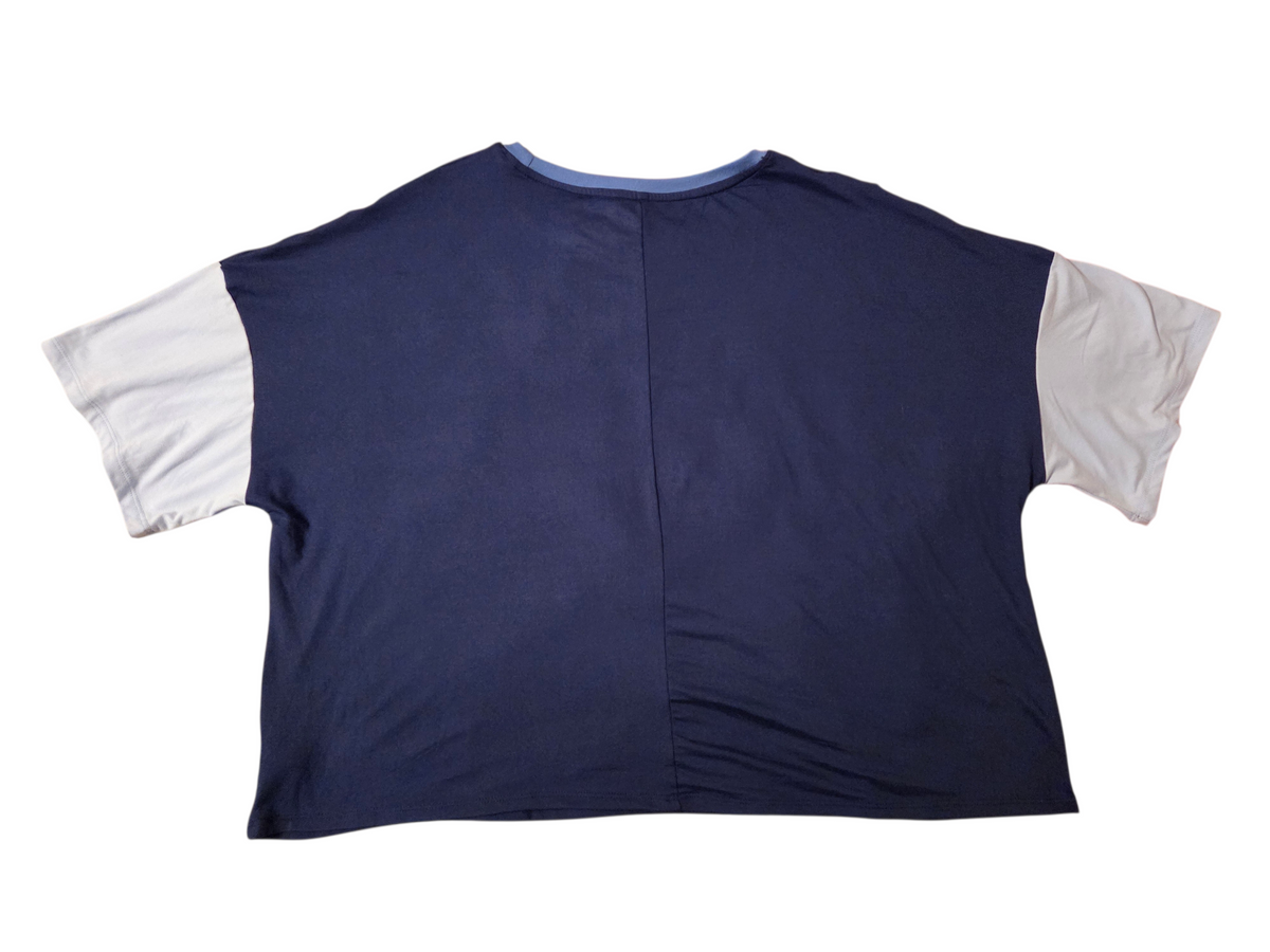 Disney Stitch Sitting Sleep Gray Blue T-shirt Size Girls L 12-14 image 2
