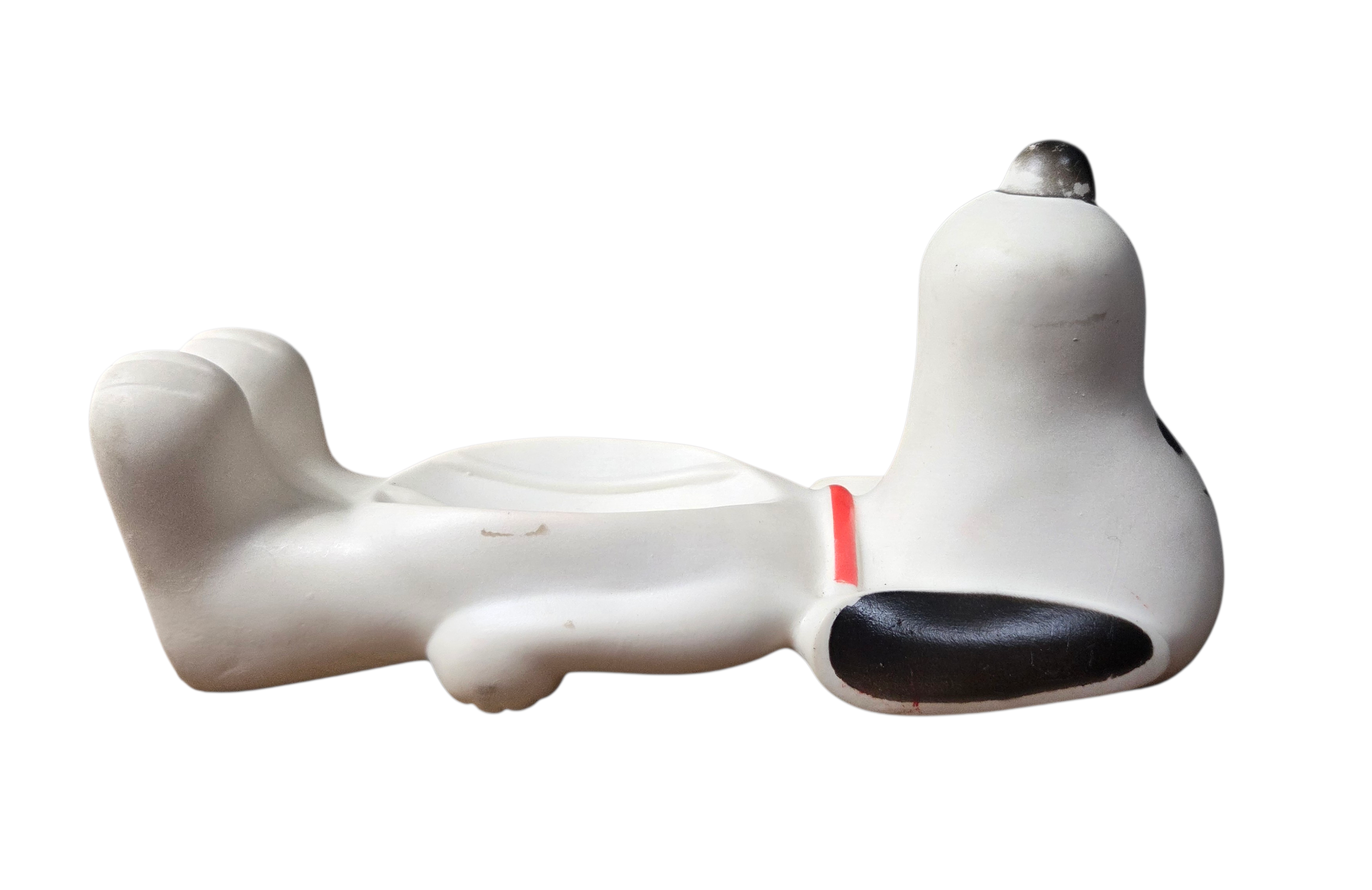 1968 Avon United Features Peanuts Snoopy Rubber Soap Dish
