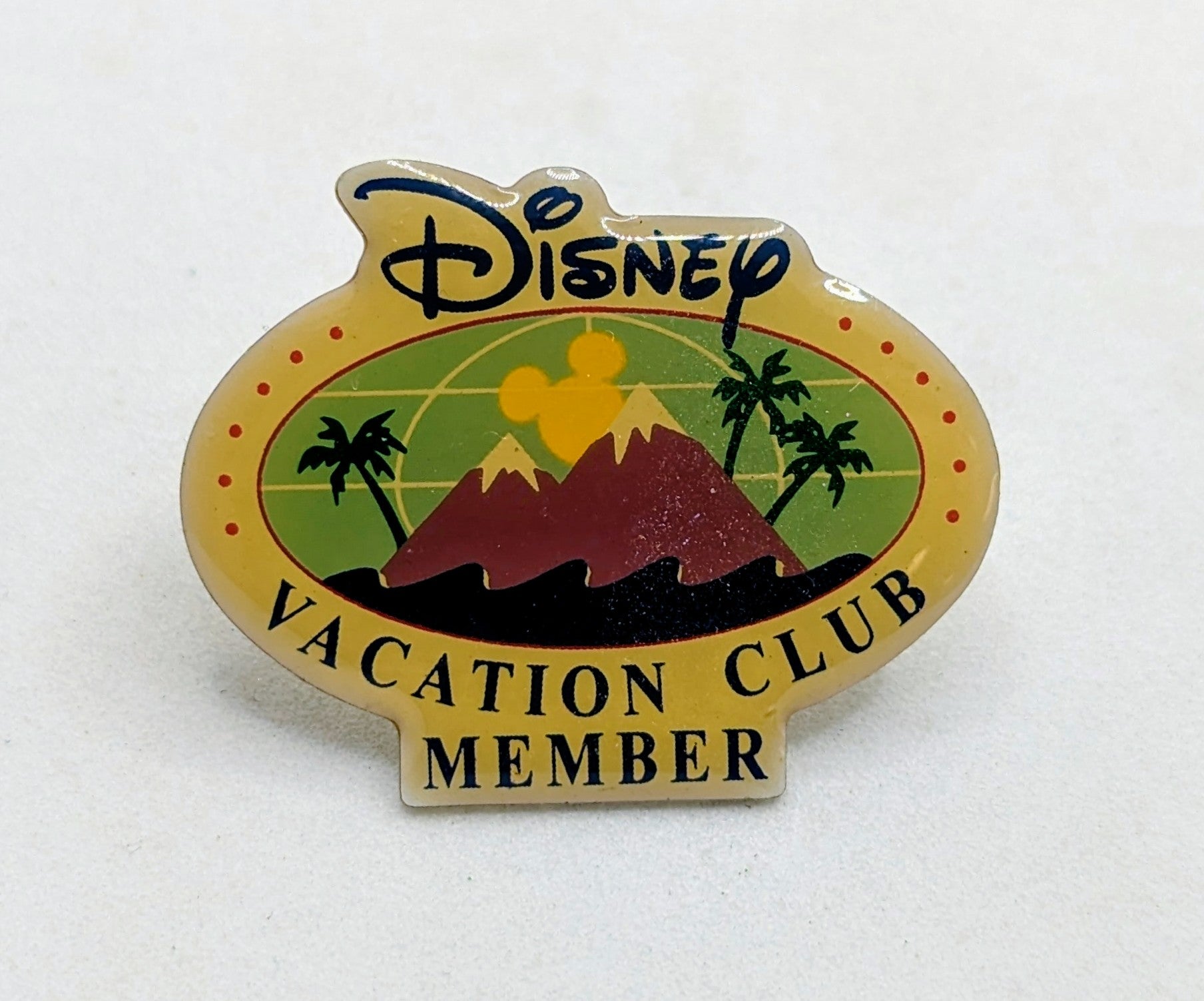 Vintage Disney Vacation Club Official Member Pin
