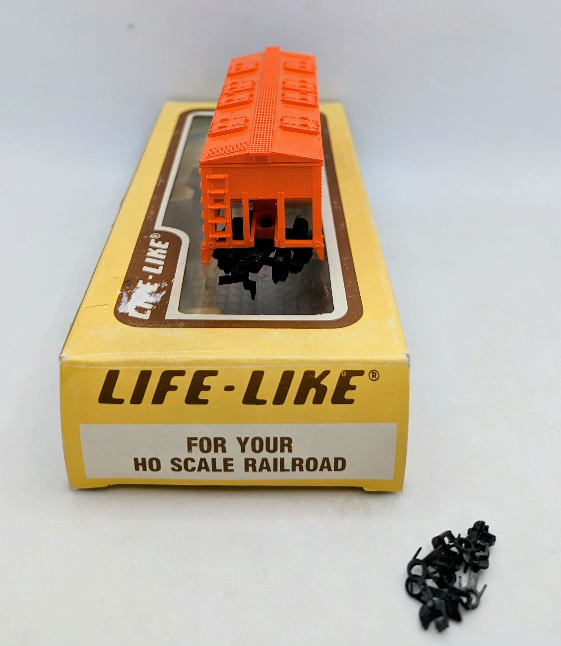 Life Like HO Rio Grande 2-Bay Covered Hopper Car D&RGW # 18350 image 4