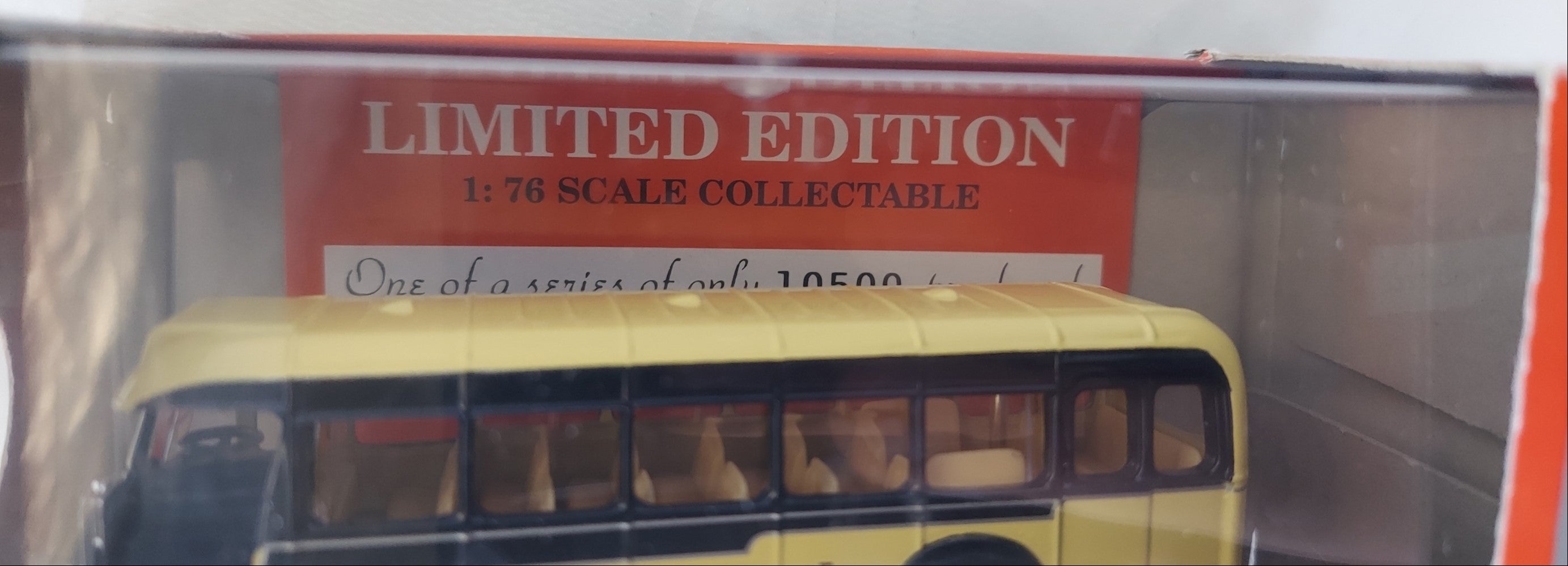 1995 Corgi Original Omnibus Leyland PS1 East Yorkshire Motor Services Bus 1:76 image 4