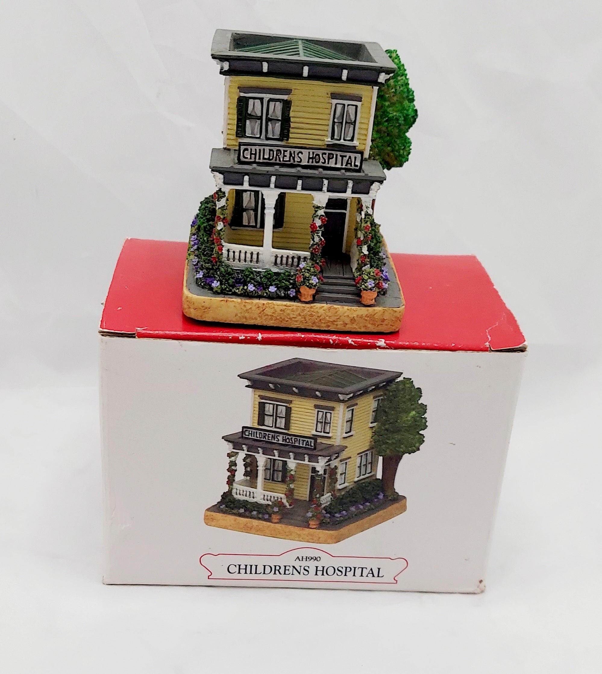 2000 Liberty Falls Village Childrens Hospital Americana Collection AH990