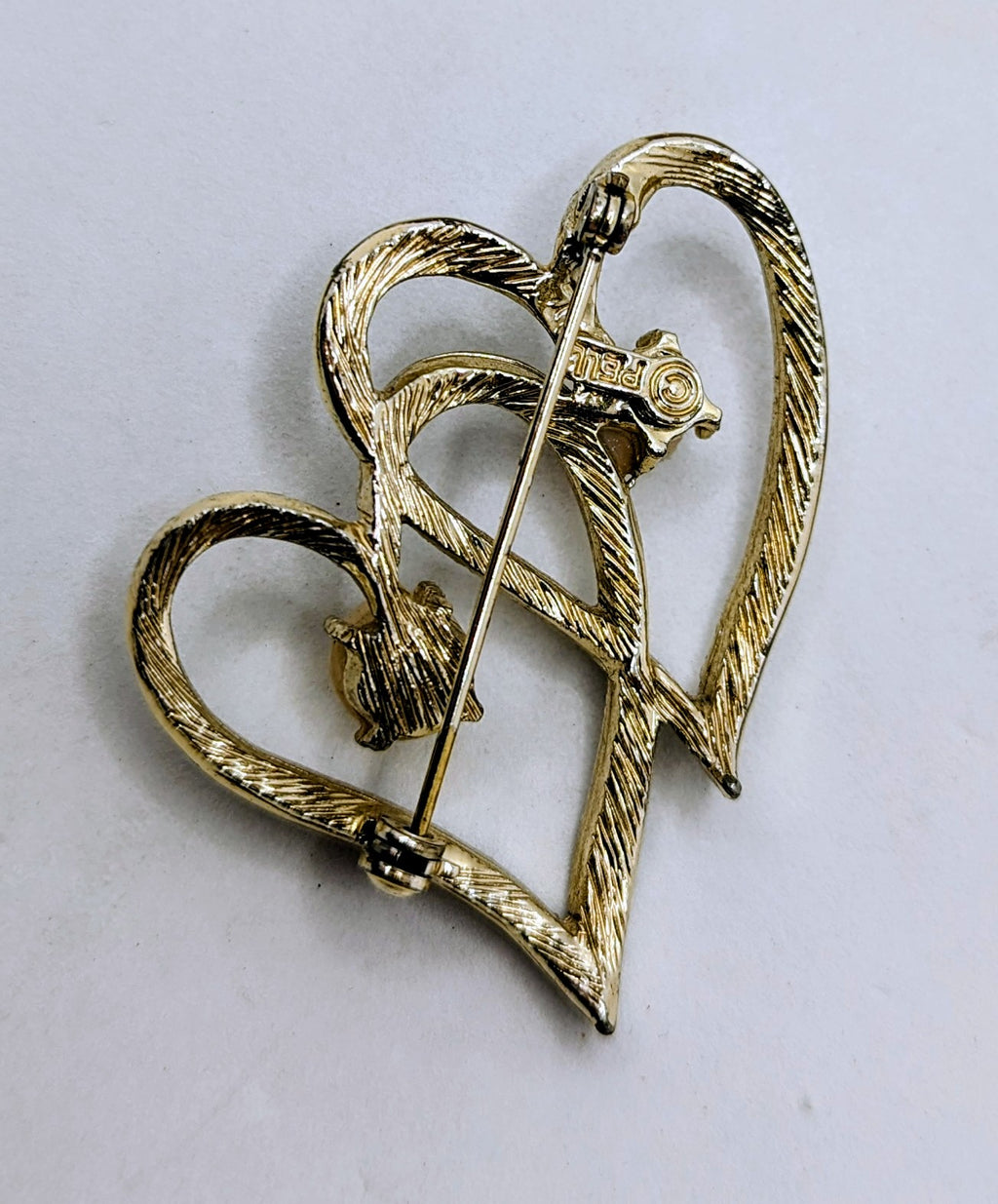 Vintage Signed Pell Faux Pearl On Intertwined Hearts Gold Tone Brooch image 2