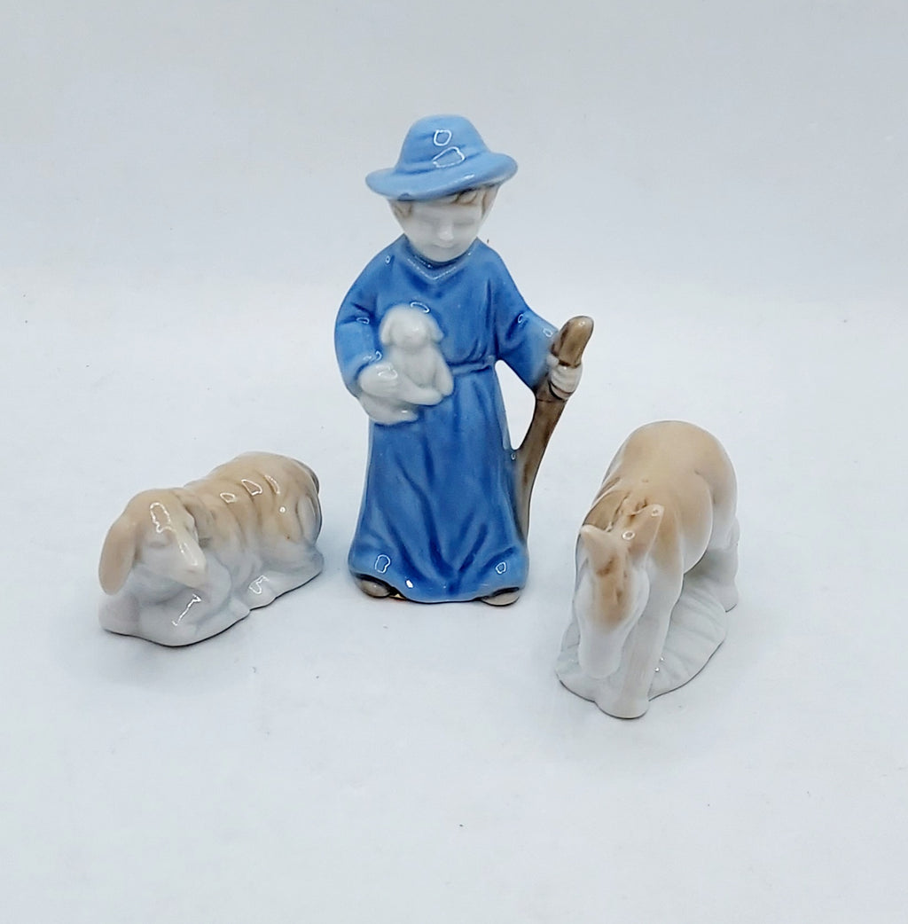 1987 Lefton Porcelain Nativity Figurines - 9 Pieces image 4