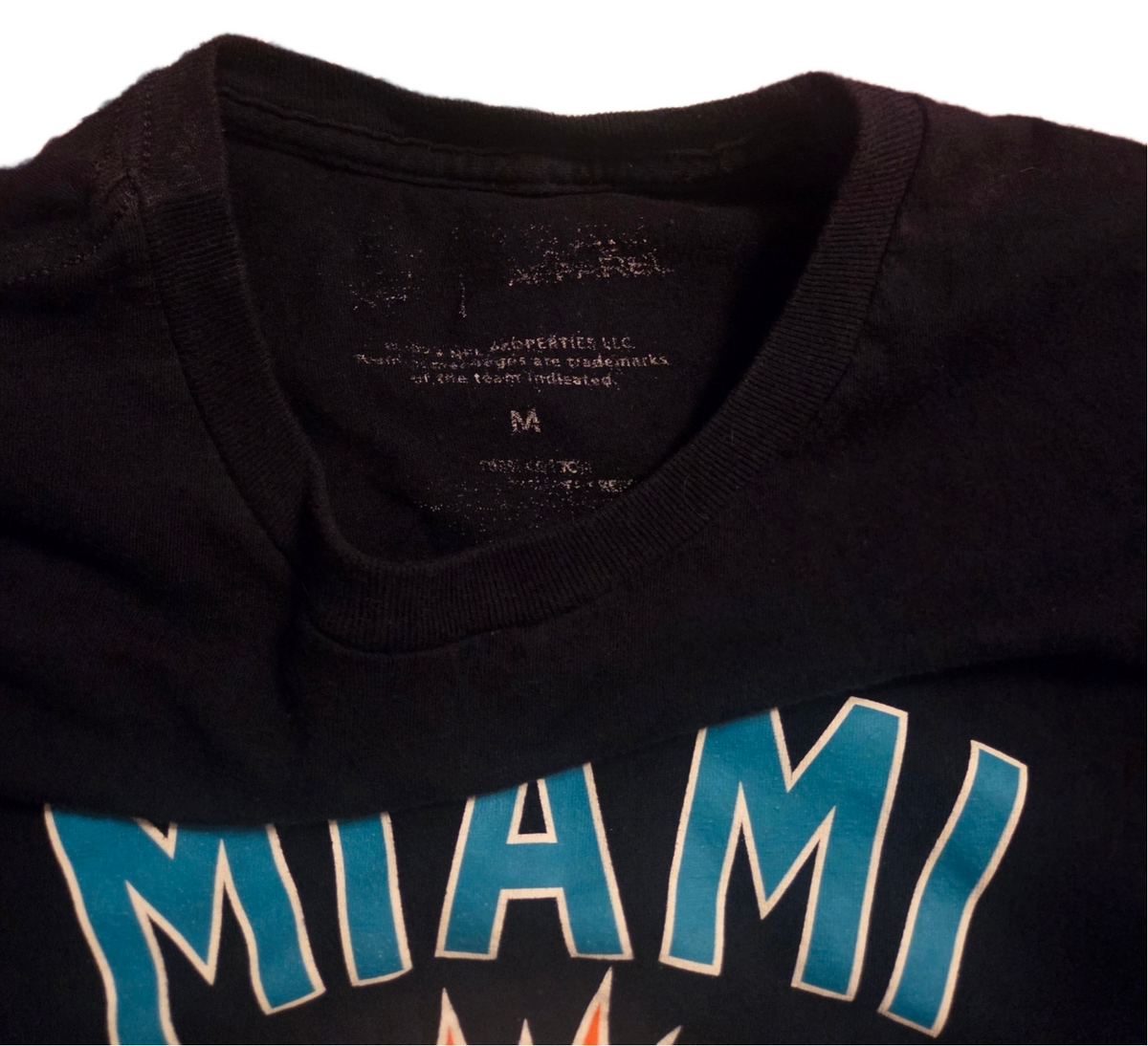 NFL Team Apparel Tee Miami Dolphins Graphic Design Black Medium T-Shirt image 3