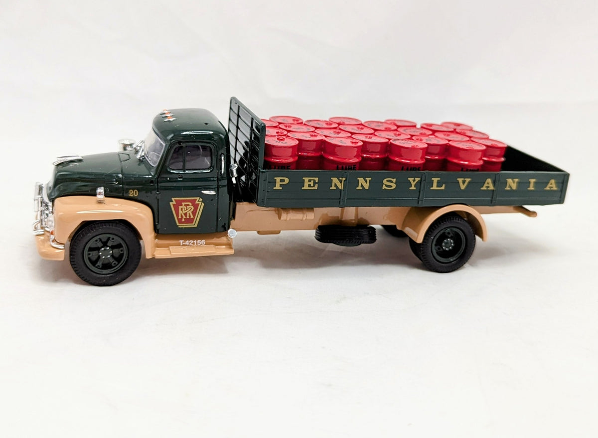 2003 Corgi Lionelville Diamond T620 Dropside Diecast Replica 1/50 image 3