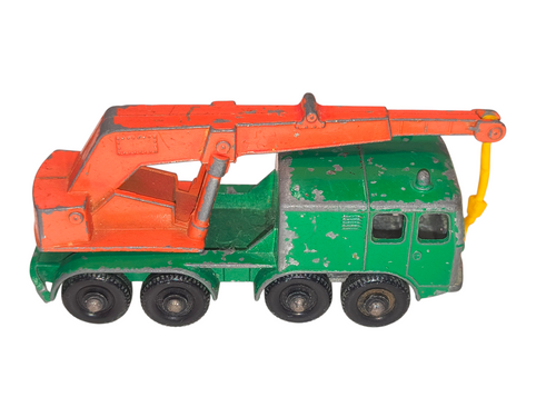 1965 Lesney Matchbox Series #30 Green / Orange 8 Wheel Crane