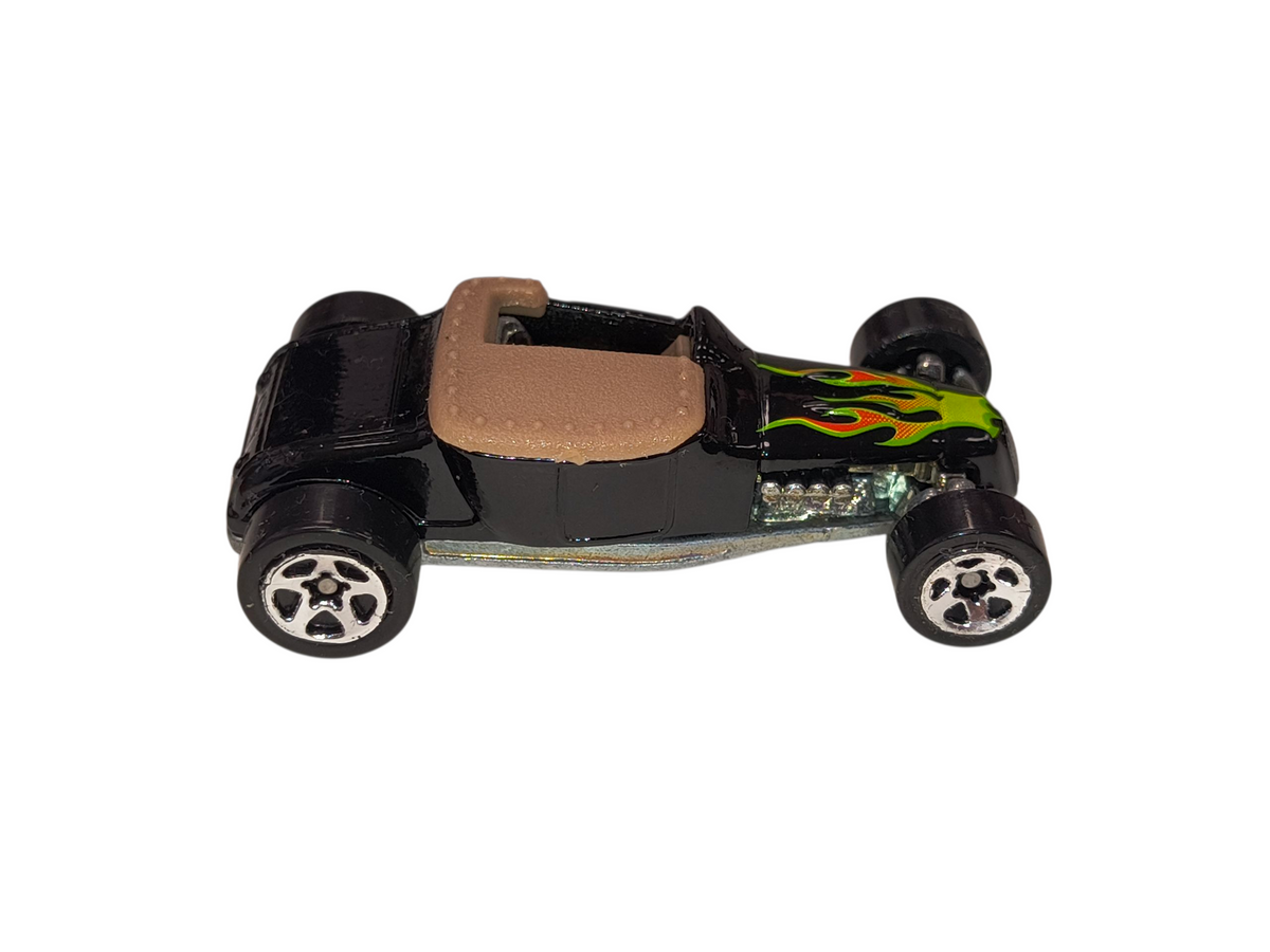 1999 Mattel Hot Wheels First Editions Track T Black 1/64 Diecast